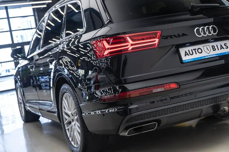 Audi Q7 — Poza 31
