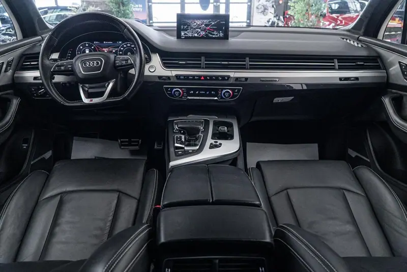 Audi Q7 — Poza 33