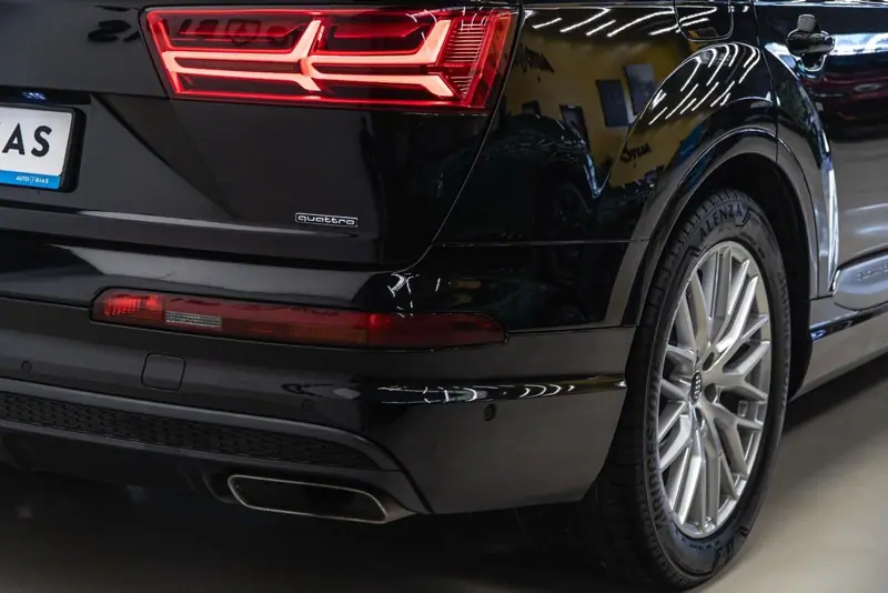Audi Q7 — Poza 37