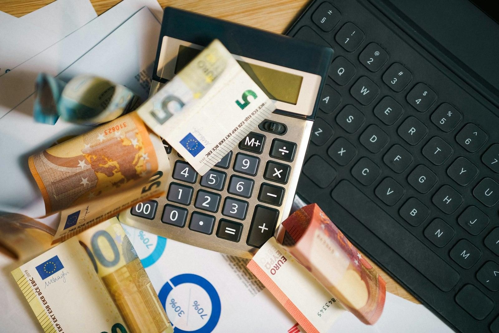 TVA deductibil pe mașini second hand: cum recuperezi 21% dacă ai firmă
