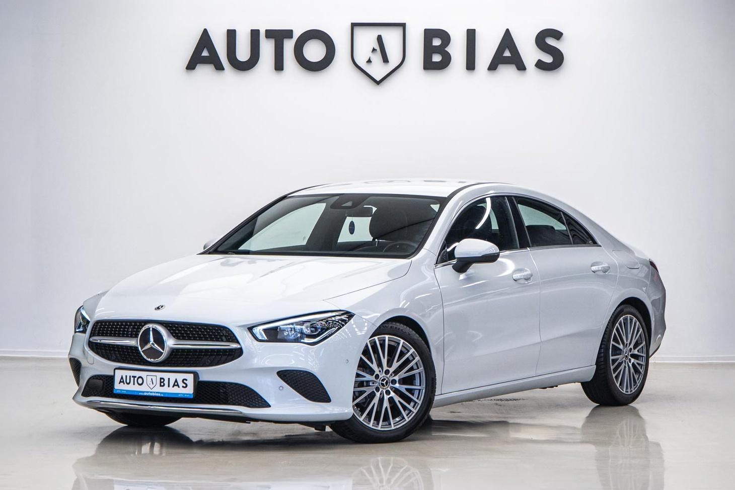 Mercedes-Benz CLA 180 Mercedes-Benz CLA 180